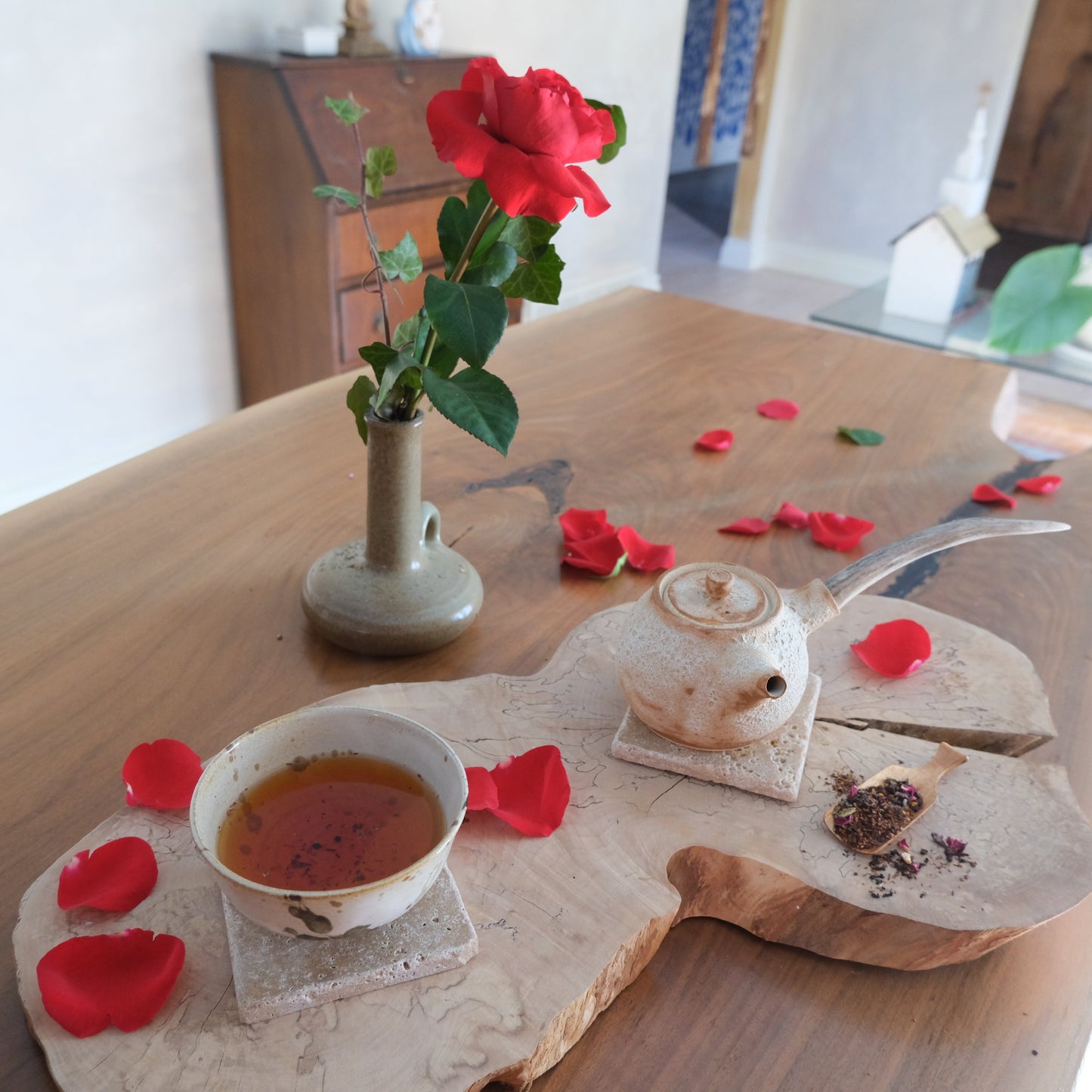 THE ECSTASY OF MARY MAGDALENE | sensuous spiced vanilla + rose rooibos