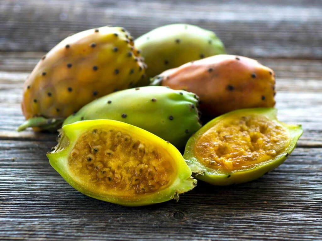 Gentle Facial Scrub with Prickly Pear Seeds Oil