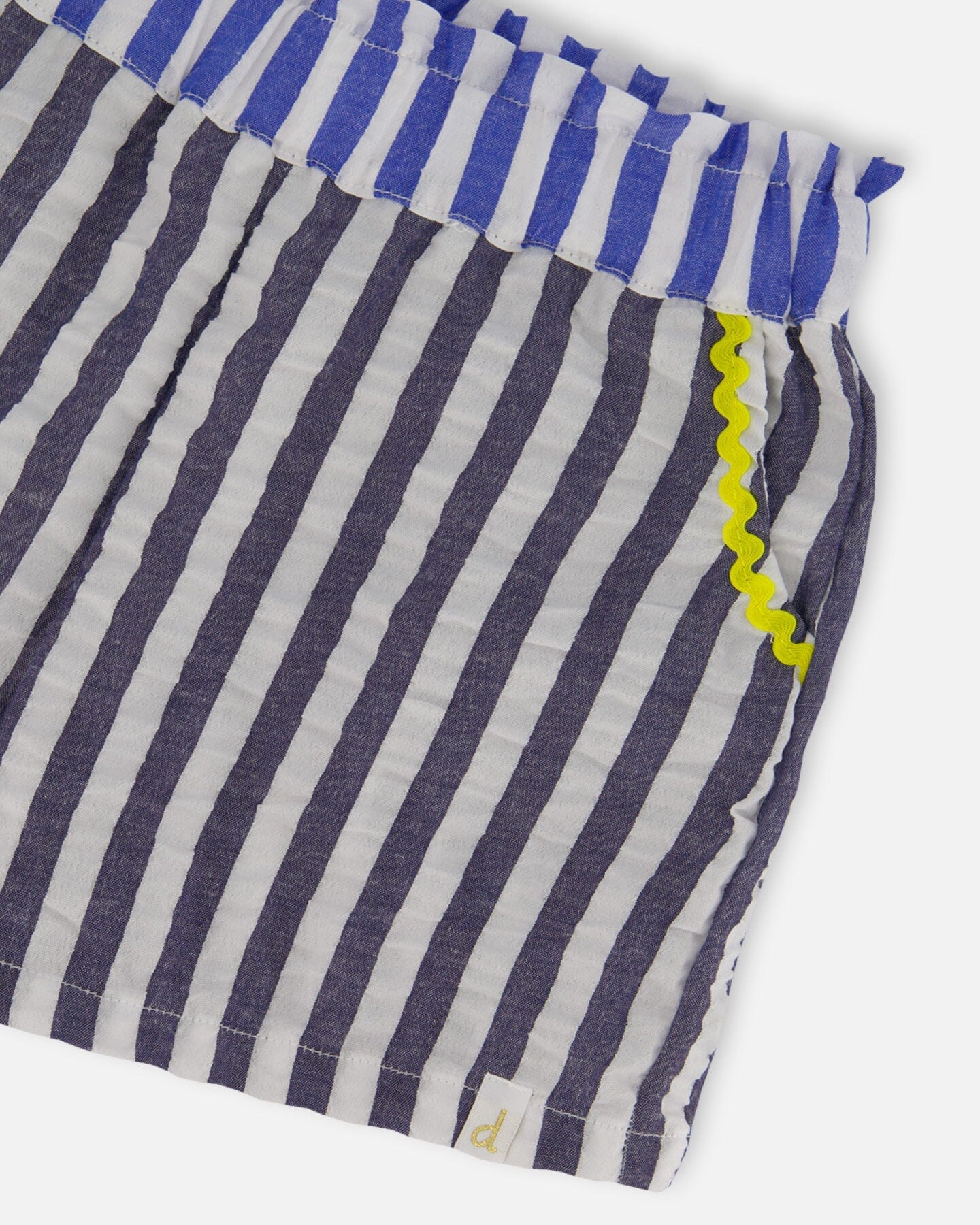 Seersucker Short Navy Blue And White