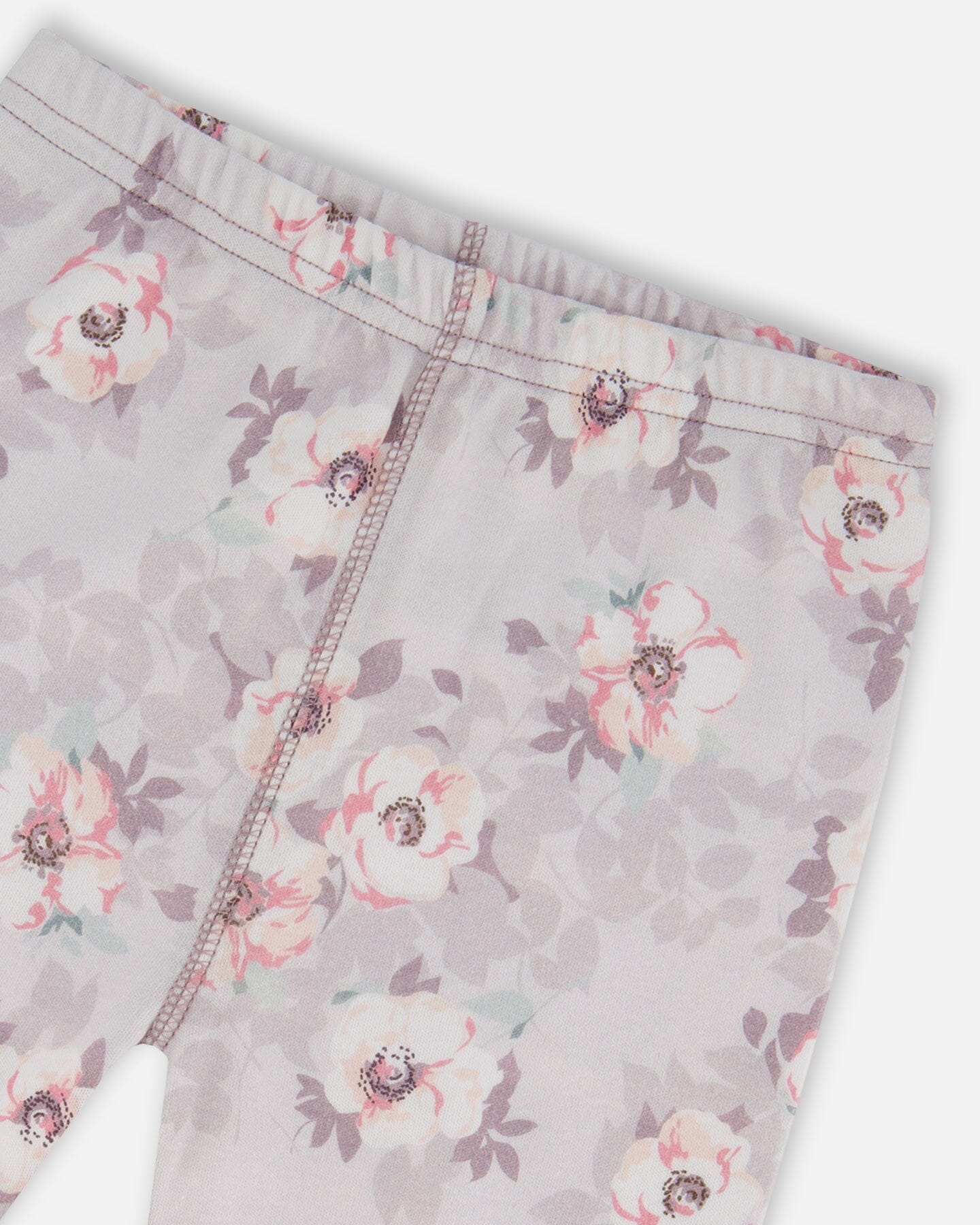 Printed Organic Cotton Long Sleeve Top And Pant Pajama Set Pale Pink Flowers On Neutral Lilac