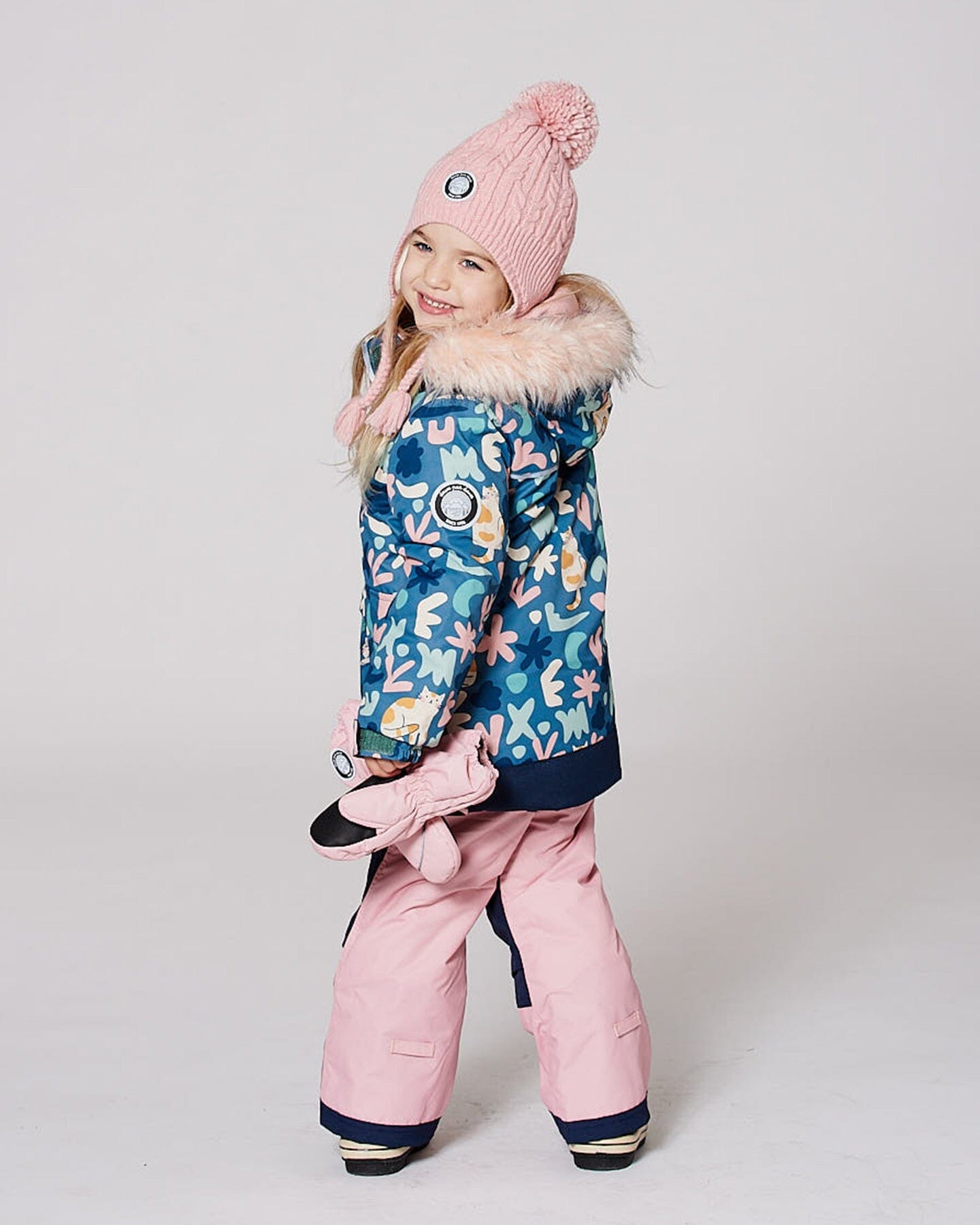 Winter Mittens Play Dusty Pink