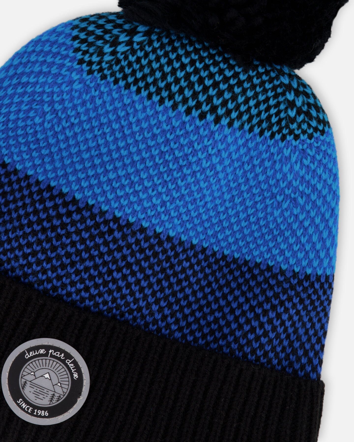 Winter Knit Hat With Pompom And Lining Black And Blue