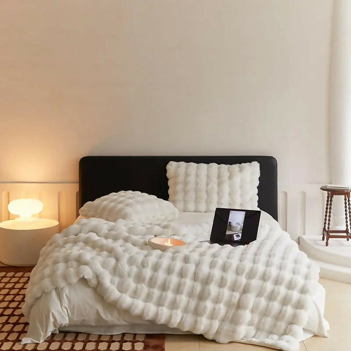 kT0pTuscan-Imitation-Fur-Blanket-for-Winter-Luxury-Warmth-Super-Comfortable-Blankets-for-Beds-High-end-Warm_6e9ca08a-d604-4de4-a41a-f794cca954e1_700x700
