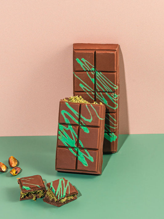 PALM BITES Dubai Pistachio Kunafa Chocolate Bar 110g