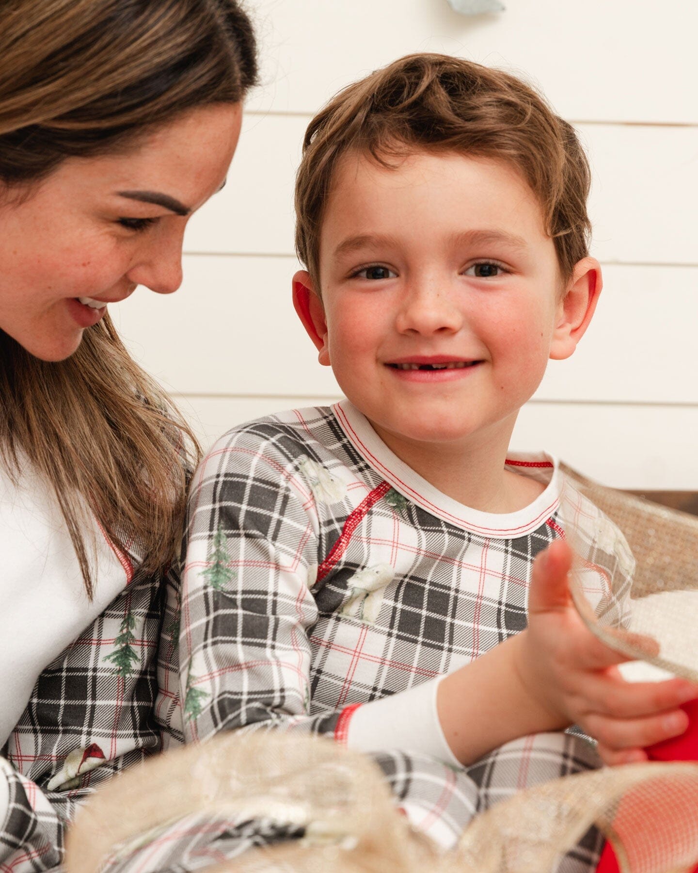 Organic Cotton Kids Christmas Family Two Piece Printed Polar Bear Pajama Set