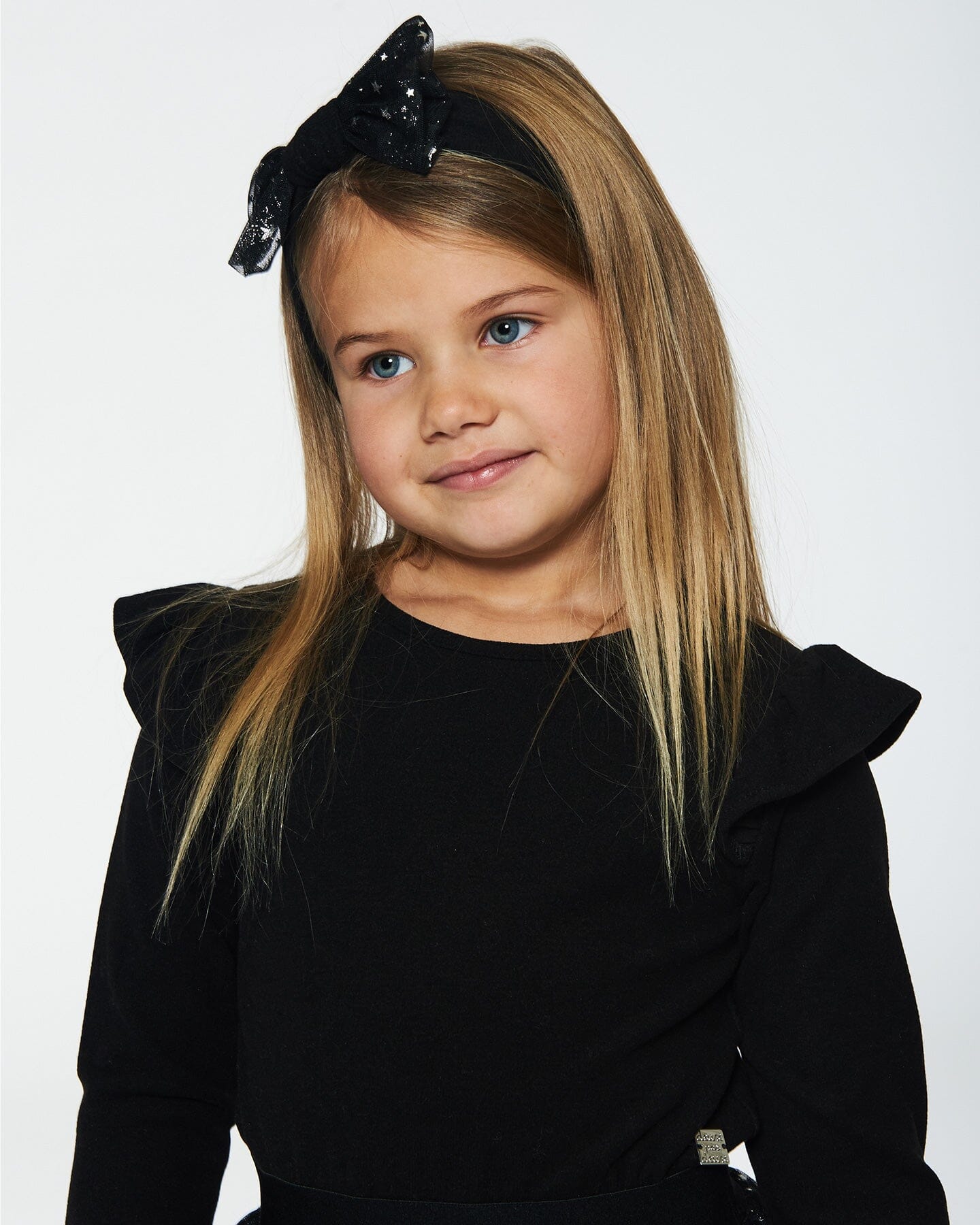 Headband With Glittering Tulle Bow Black