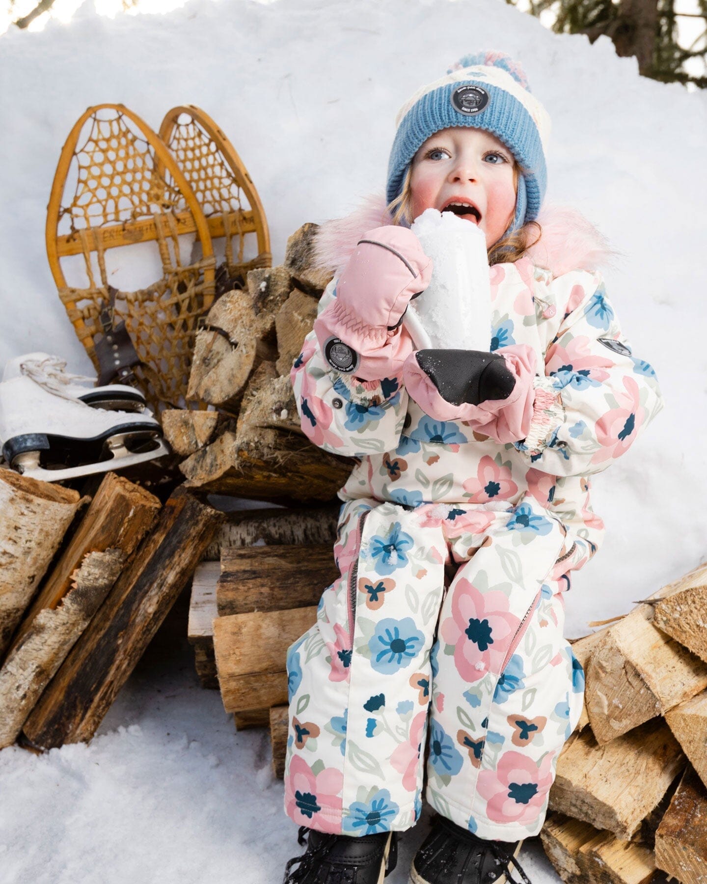 Winter Mittens Play Dusty Pink
