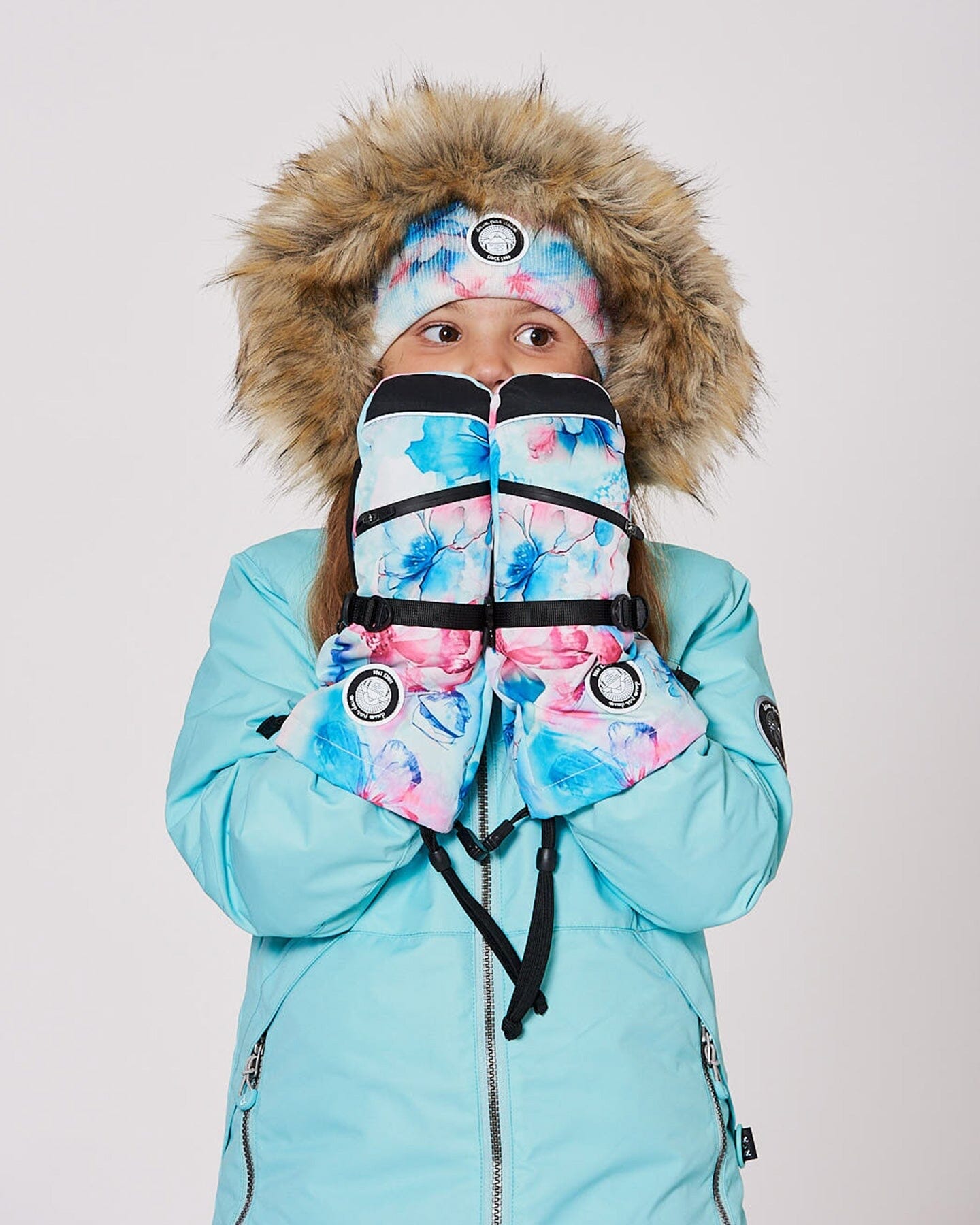 Winter Mittens Teknik Blue Flower Print