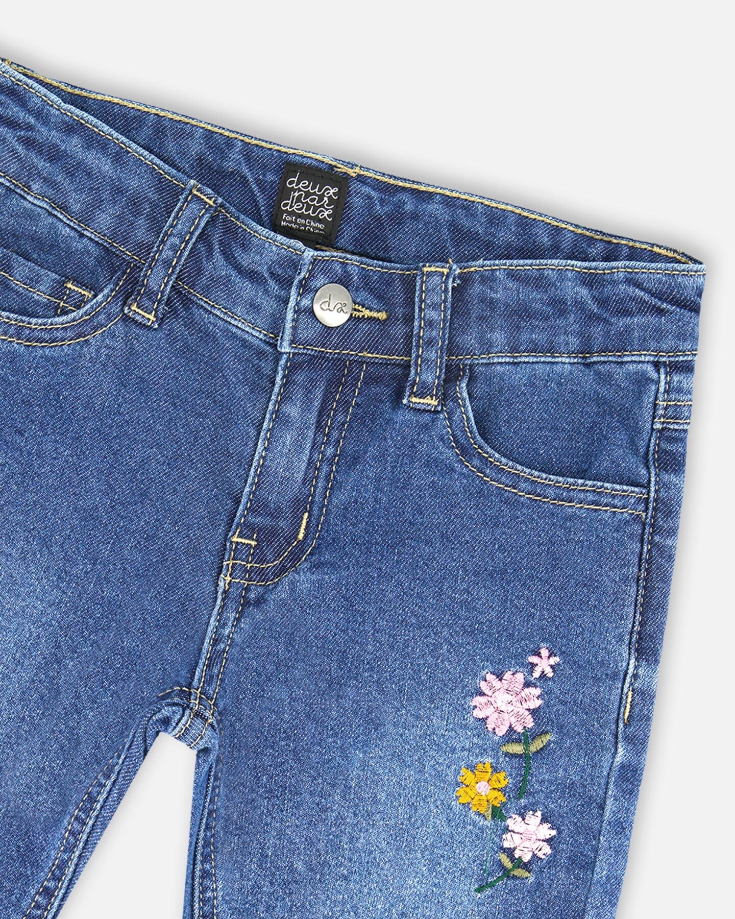 Jeans Blue Denim With Frayed Hems And Floral Embroideries