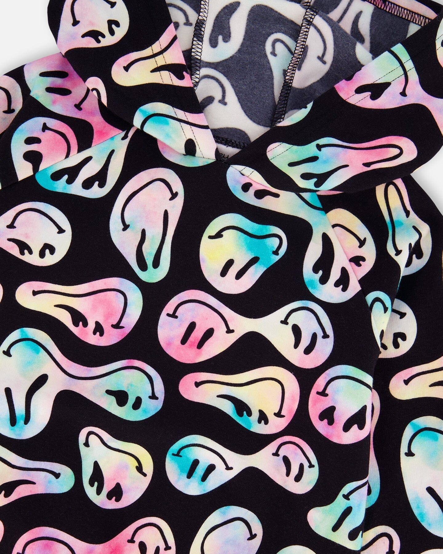 Pullover Fleece Hoodie Smiley Face Girl