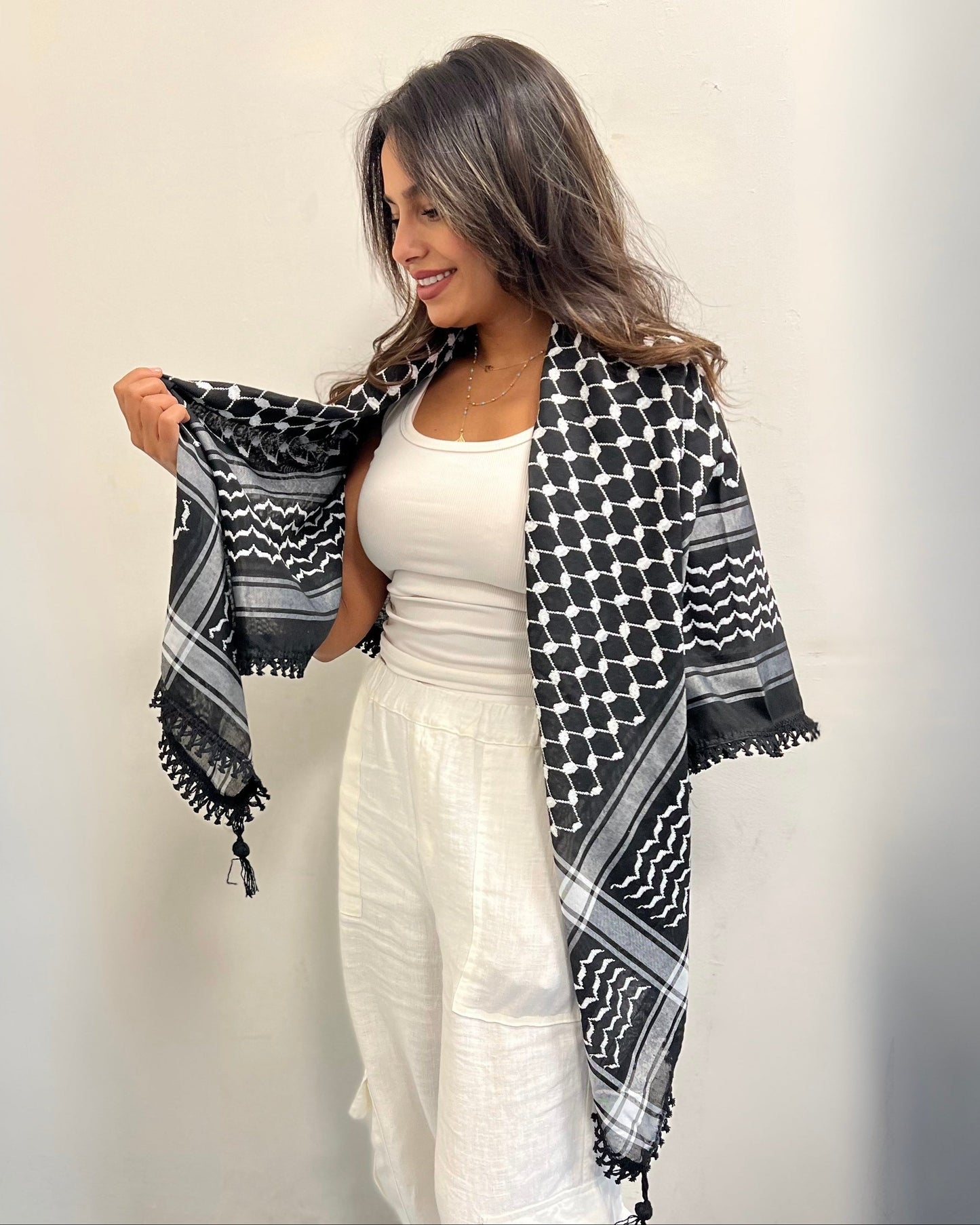 Bold Inversed Kufiya (Keffiyeh) | Made in Jordan
