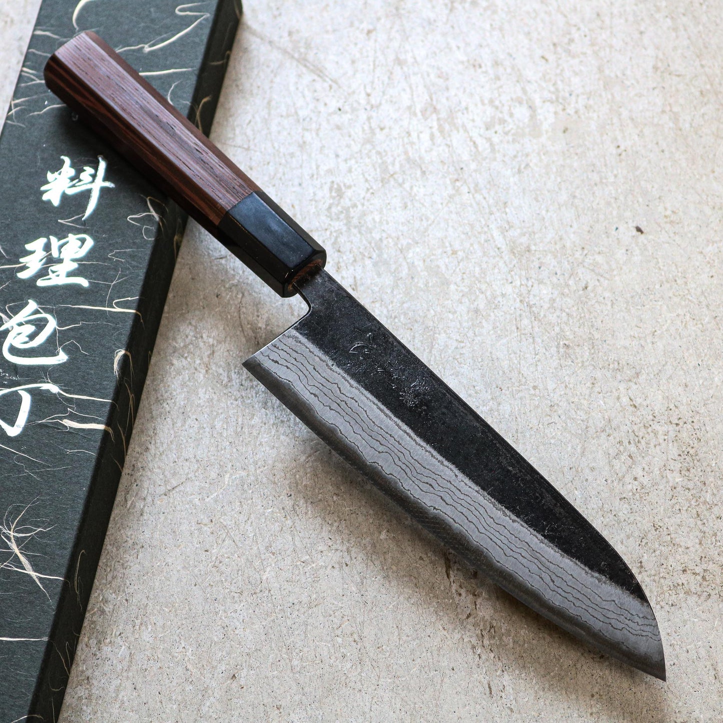Hatsukokoro Kurouchi Santoku 180mm