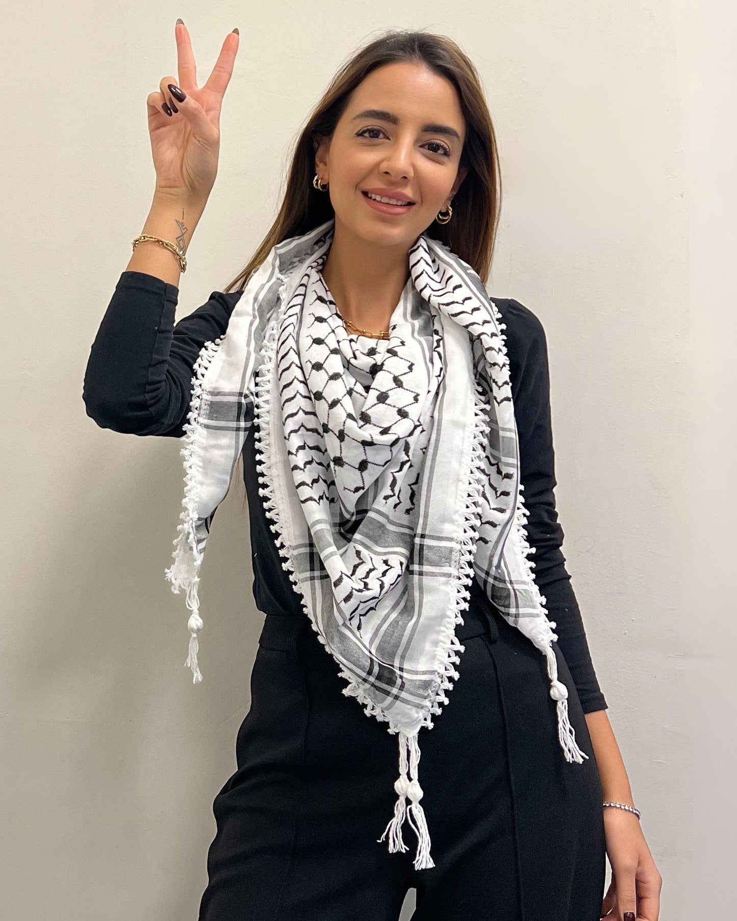 Lightweight Classic Kufiya (Keffiyeh) | Made in Jordan