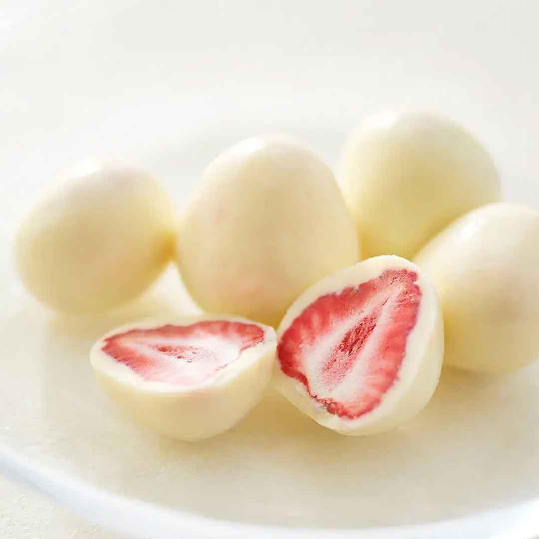 White Chocolate Covered Freeze-Dried Strawberries