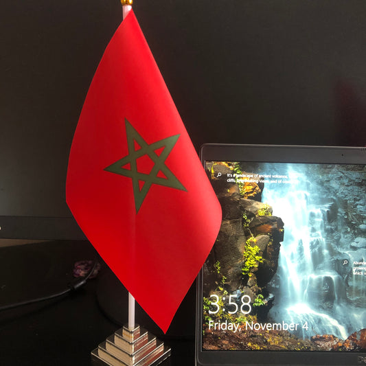 Moroccan Flags with Stand (Drapeau du Maroc pour table)