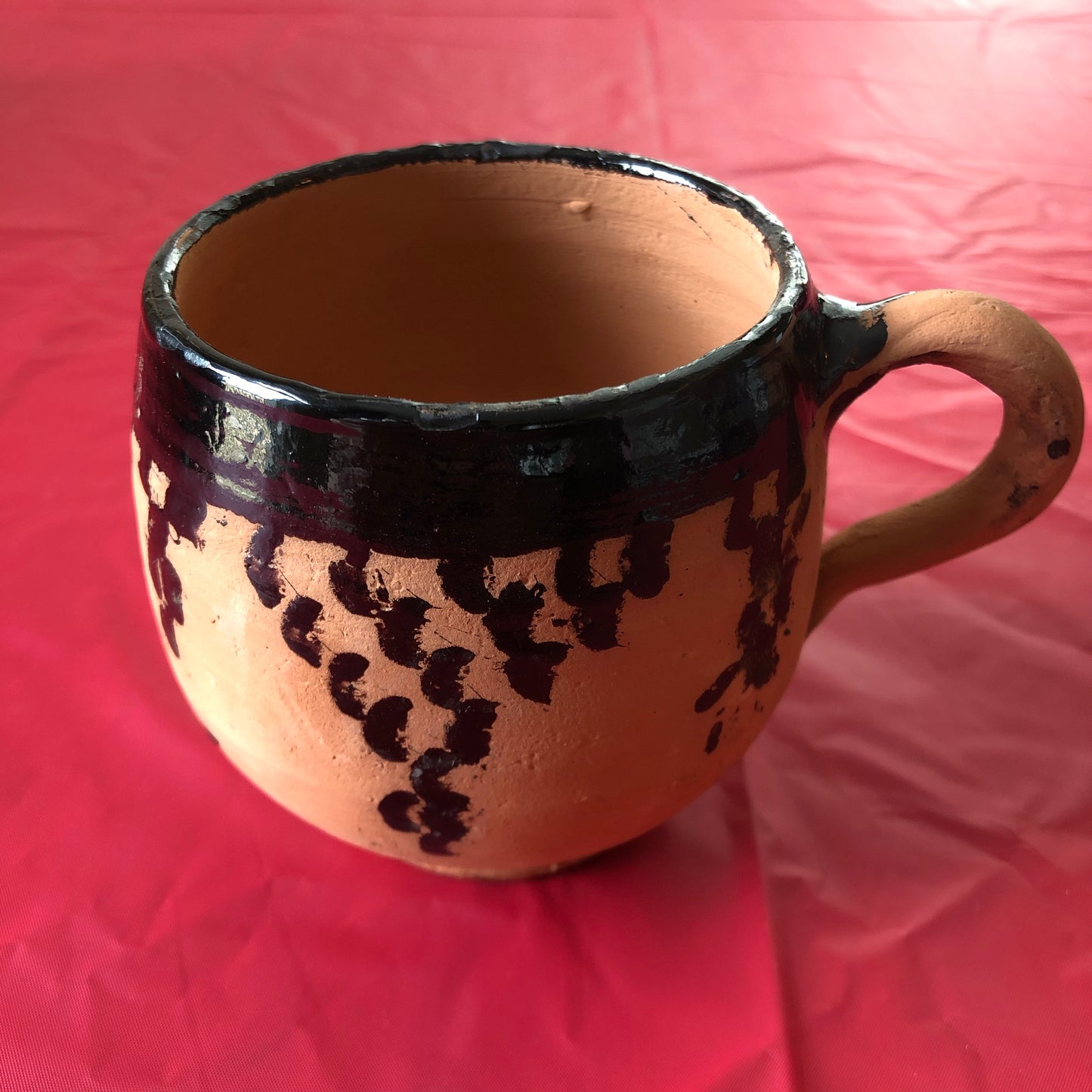 Verre en Argile Décoré (Decorated Clay Cup)